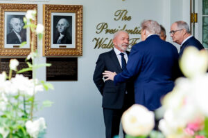 Lula e Trump se reúnem na Casa Branca por três horas