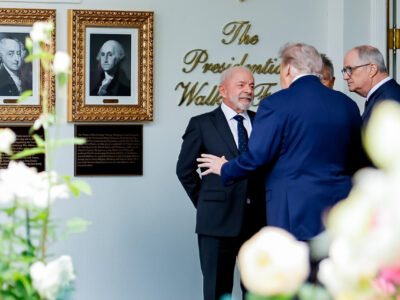 Lula e Trump se reúnem na Casa Branca por três horas