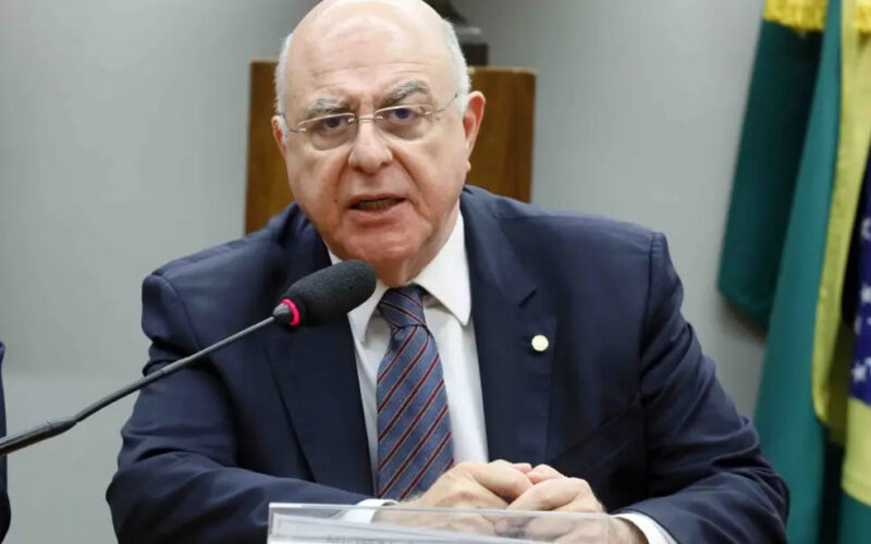 Relator tira anuência prévia em projeto de minerais críticos