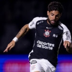 Yuri Alberto salva Corinthians e garante vaga nas oitavas