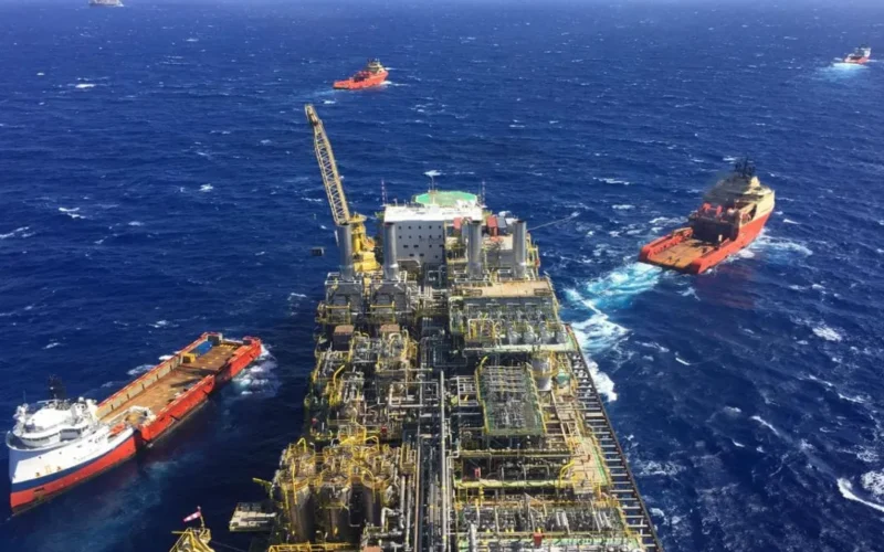 Brasil sente menos alta do petróleo que média global, diz Ineep