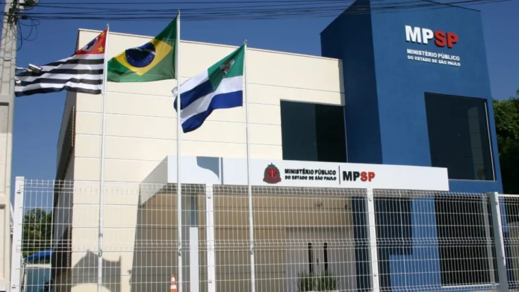 Auditor suspeito em esquema bilionário pede justiça gratuita