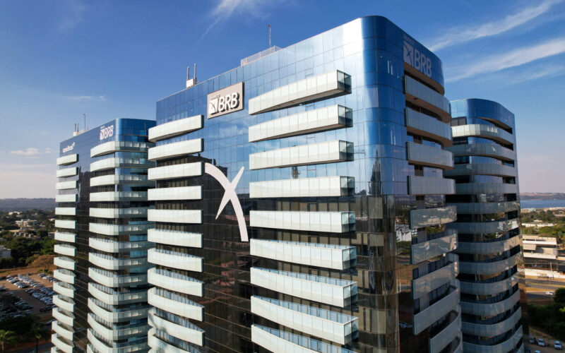 S&P rebaixa nota do BRB e cita incertezas sobre capitalização