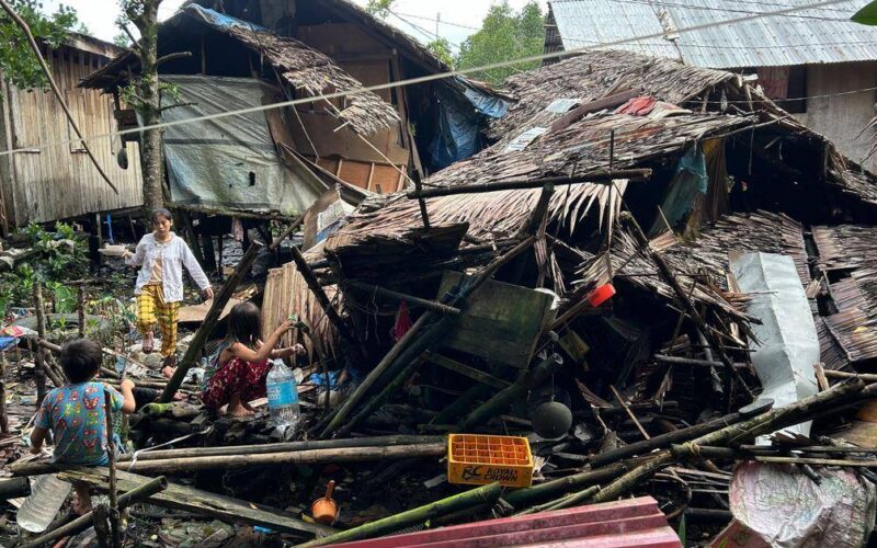 Terremoto de 7,8 atinge Filipinas e gera alerta de tsunami