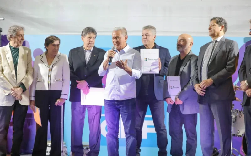GDF regulariza concessão de uso a quatro clubes e associações