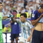 Argentina escapa do vexame com gol contra na prorrogação