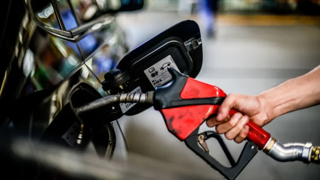 Durigan: cautela na retirada de subsídios após alta do petróleo