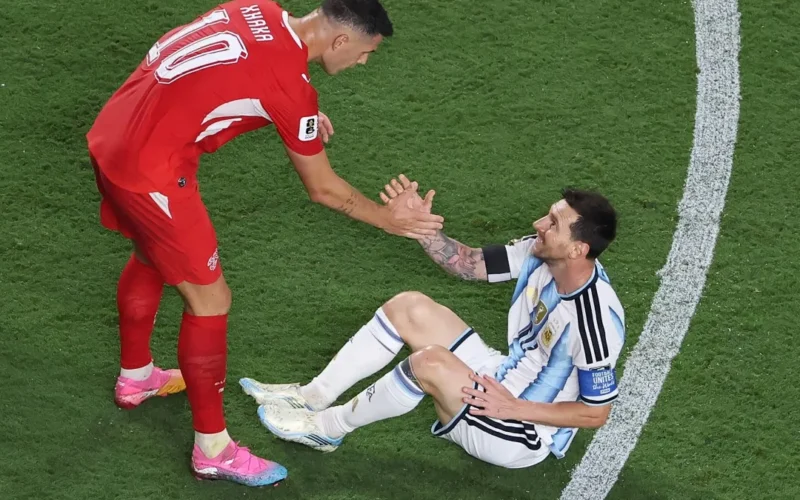 Messi na semi, Neymar no pôquer: o abismo da Copa