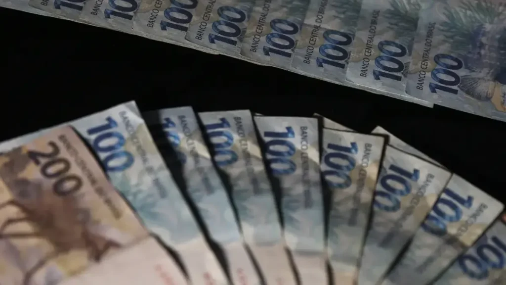 2º semestre traz riscos e incerteza ao comércio exterior, diz FGV