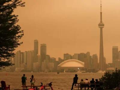 Fumaça de incêndios no Canadá cobre EUA e atinge Nova York