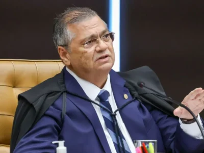 Dino afasta secretário do MA e determina prisão domiciliar