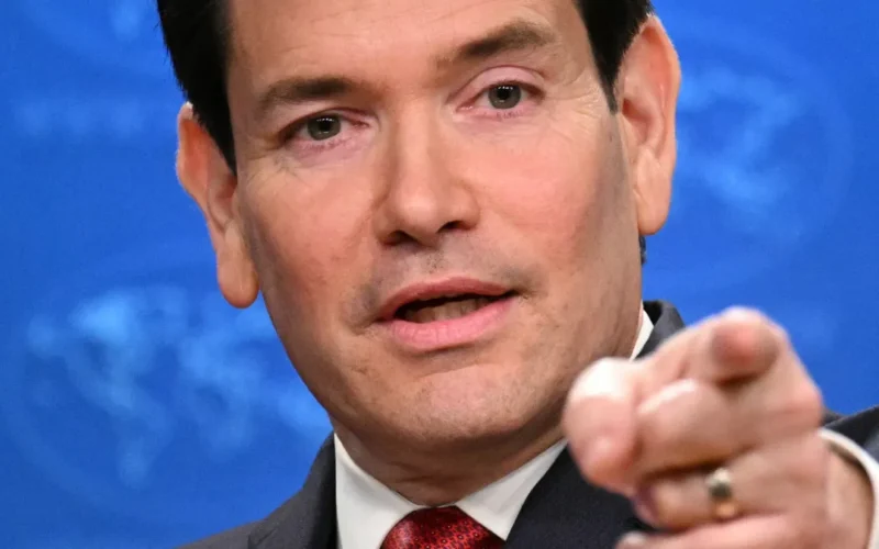 Rubio alerta Asean: Irã no controle de Ormuz é precedente perigoso
