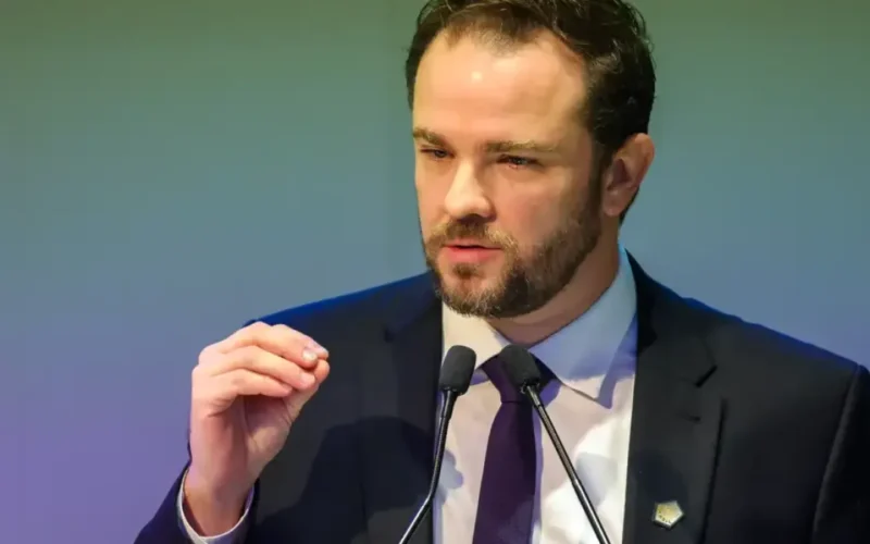 Durigan: reduzir gastos, endurecer arcabouço e modernizar Estado