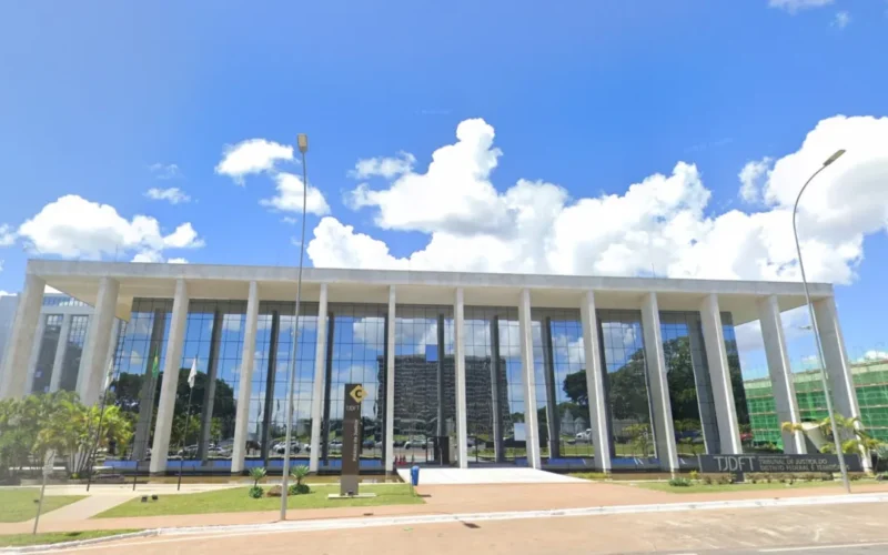 TJDFT condena clínica por laudo de tomografia com erros