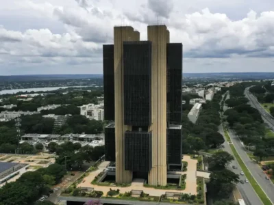 Banco Central corta Selic para 14% ao ano pela 4ª vez