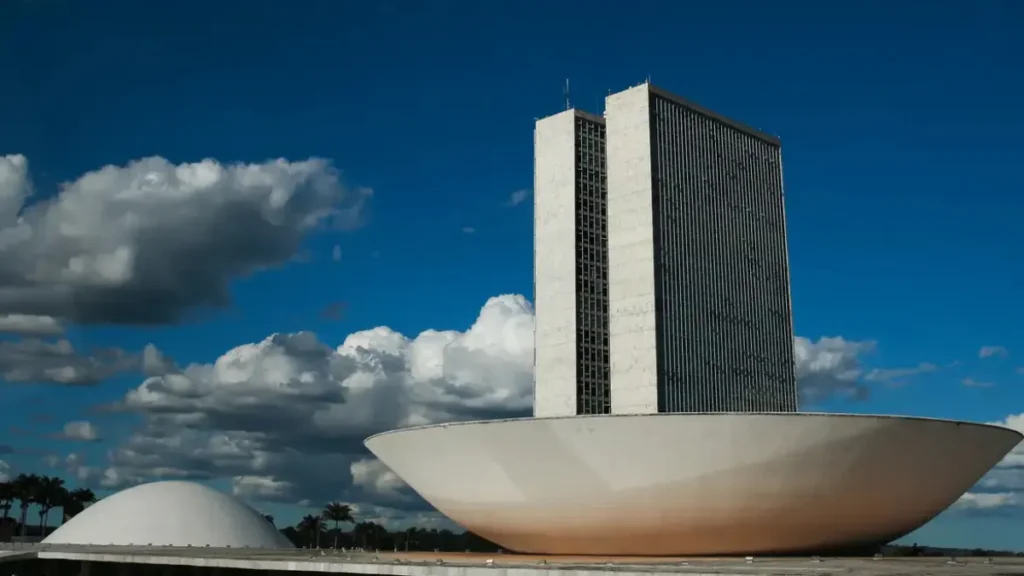 Estudo diz que fortalecimento do Congresso reduziu previsibilidade e transparência