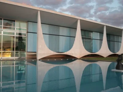 Lula recebe familiares de vítimas da ditadura no Alvorada