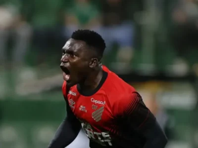 Athletico-PR pressiona, mas empata com Bragantino e fica no 1 a 1